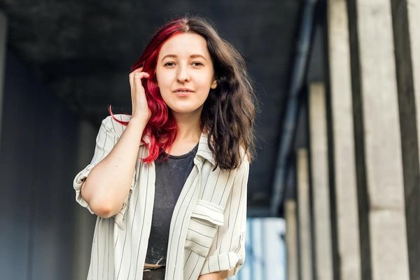 Quelles sont les techniques de base pour enseigner la danse classique à des débutants adultes?