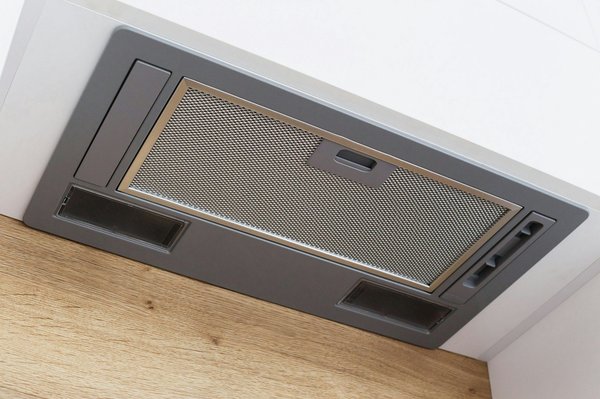 Comment peindre une hotte : guide pratique et astuces