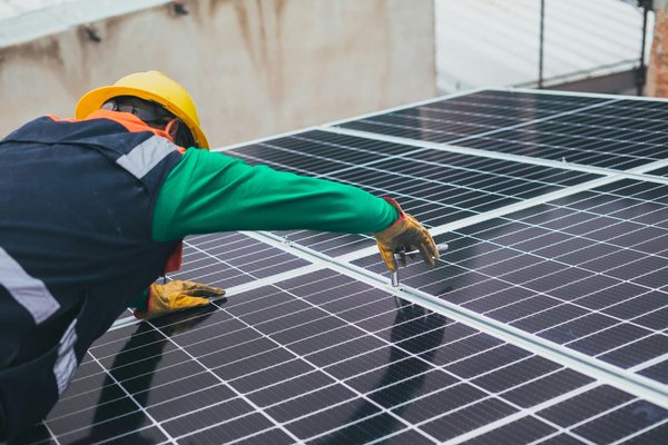 Panneau solaire photovoltaïque : l'expertise de photo clim en france